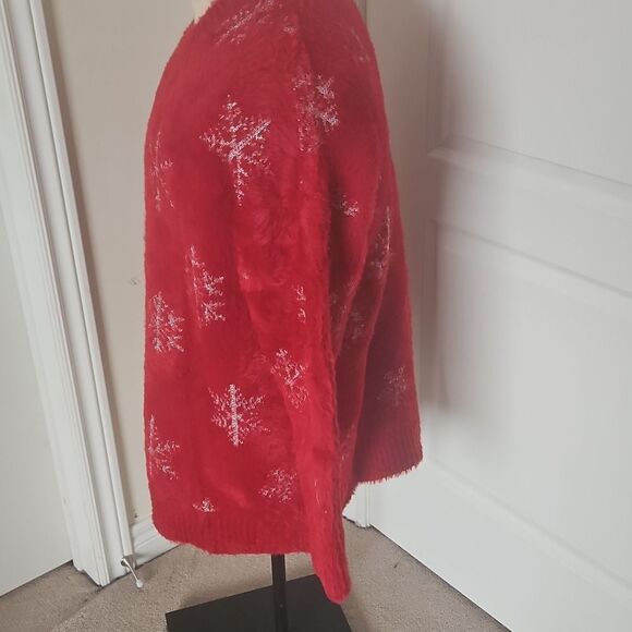 Torrid Eyelash Lurex Crew Pullover Sweater With Snowflake Red & Silver 1X 14-16 - Picture 3 of 16